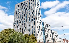 Modern Ensuites With Shared Kitchen At Trinity View In Coventry